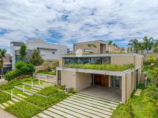 Casa com 700m² 3 quartos e 3 banheiros, à venda, no bairro Condomínio Reserva do Paratehy em São José dos Campos