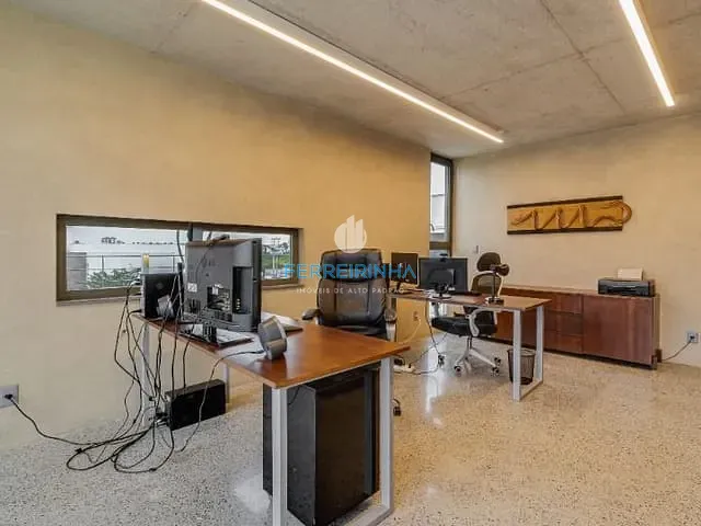 Casa com 700m² 3 quartos e 3 banheiros, à venda, no bairro Condomínio Reserva do Paratehy em São José dos Campos