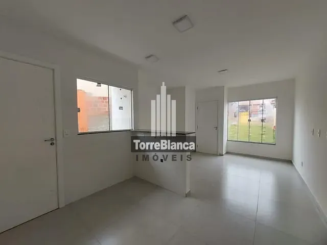Casa com 58m² 2 quartos e 1 banheiro, para alugar, no bairro Cará- Cará em Ponta Grossa