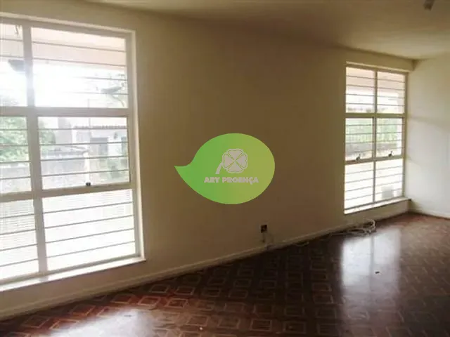 Casa com 360m² 3 quartos e 3 banheiros, à venda, no bairro Jardim Santa Rosália em Sorocaba