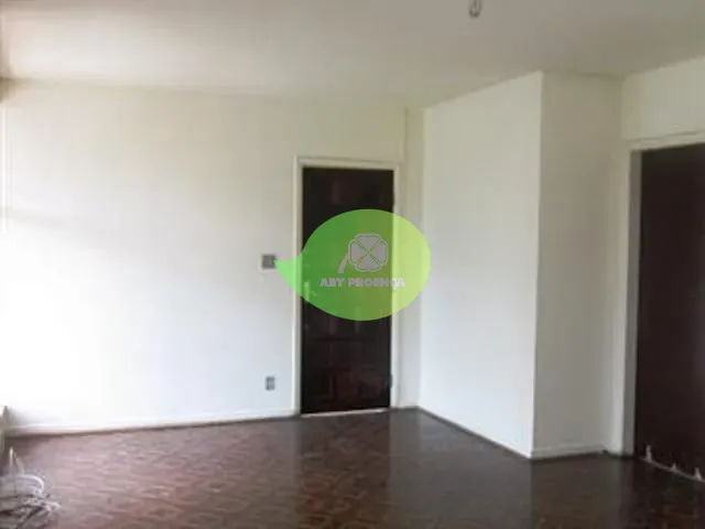 Casa com 360m² 3 quartos e 3 banheiros, à venda, no bairro Jardim Santa Rosália em Sorocaba