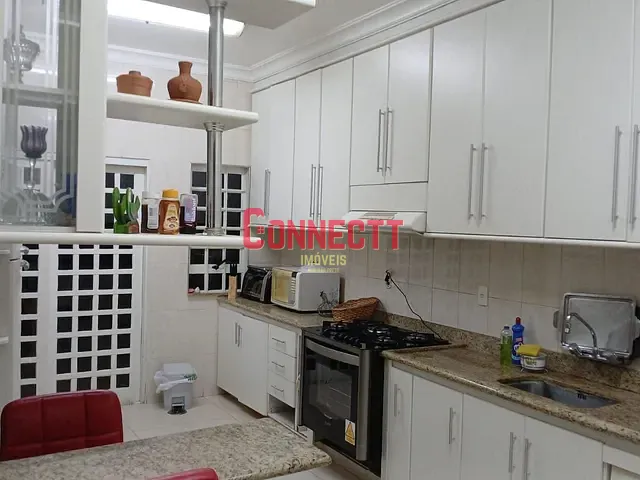 Casa 3 quartos e 5 banheiros, para alugar, no bairro Jardim Canadá em Ribeirão Preto