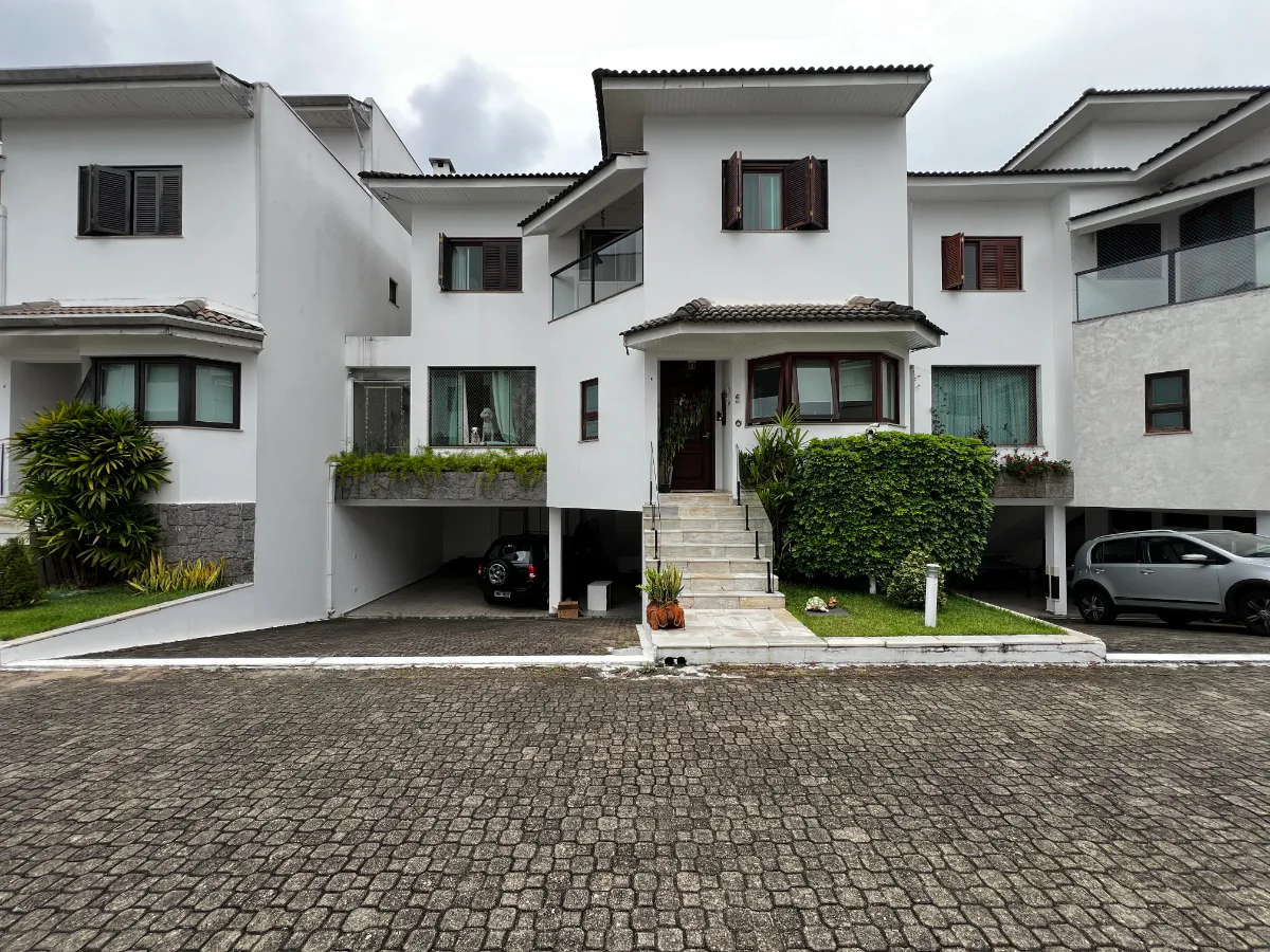 Casa no condomínio Condomínio Villa dos Emboabas para venda com 3 quartos, sendo 1 suíte, 364m²