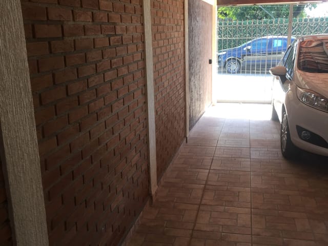 Casa com 300m² 5 quartos e 3 banheiros, à venda, no bairro Residencial Ouro Verde em Pindamonhangaba
