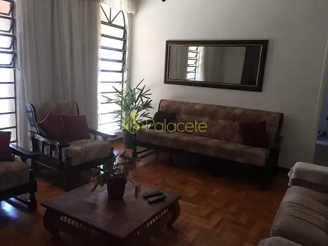 Casa com 300m² 5 quartos e 3 banheiros, à venda, no bairro Residencial Ouro Verde em Pindamonhangaba