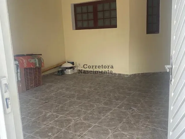 Casa com 145m² 3 quartos e 1 banheiro, à venda, no bairro Cidade Salvador em Jacareí