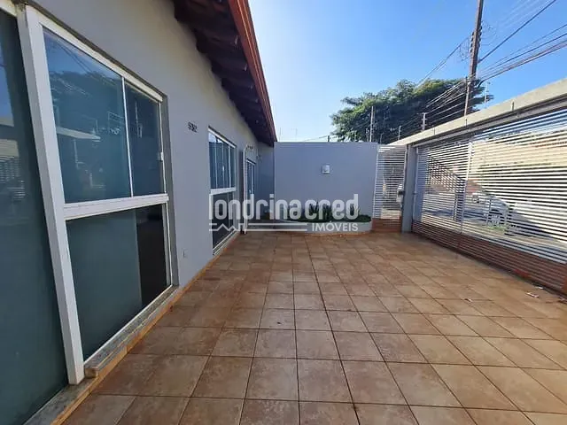 Casa com 275m² 3 quartos e 2 banheiros, à venda, no bairro Jardim Alvorada em Londrina