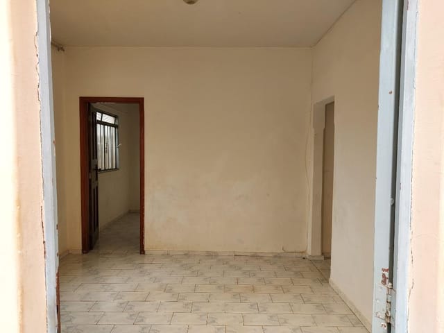 Foto do Casa - Casa com 3 dormitórios para alugar, 0 m² por R$ 850,00/mês - Fabrício - Uberaba/MG | ZUCATO IMOBILIARIA LTDA
