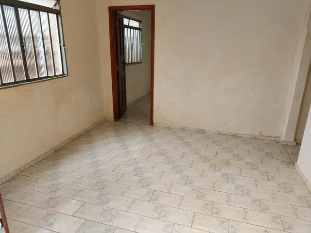 Foto do Casa - Casa com 3 dormitórios para alugar, 0 m² por R$ 850,00/mês - Fabrício - Uberaba/MG | ZUCATO IMOBILIARIA LTDA