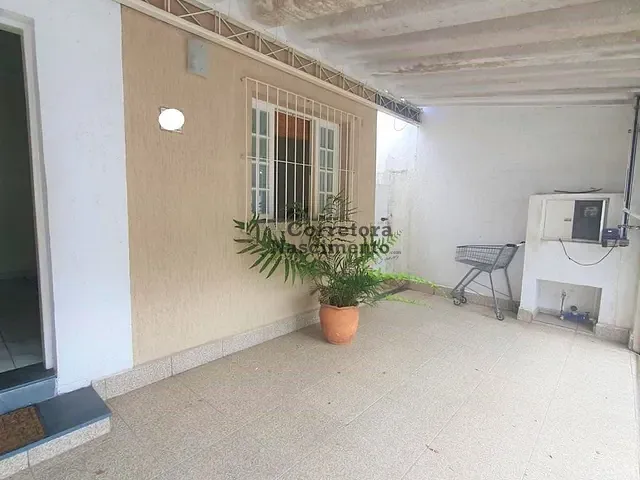 Casa com 160m² 2 quartos e 1 banheiro, à venda, no bairro Centro em Jacareí