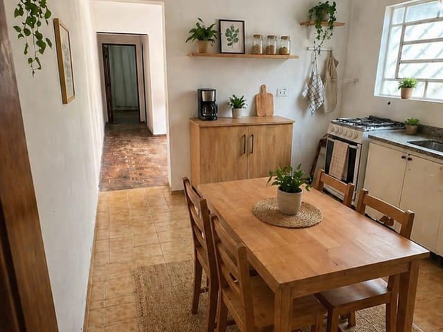 Casa com 250m² 2 quartos e 2 banheiros, à venda, no bairro Jardim Cotia em Cotia