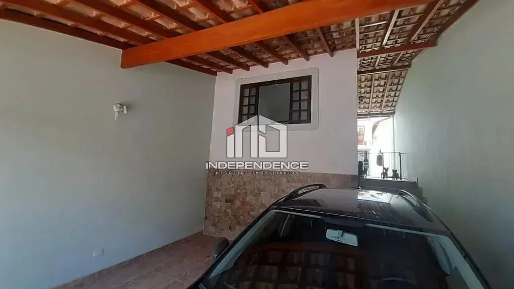 Casa, 3 quartos, 98 m² - Foto 1