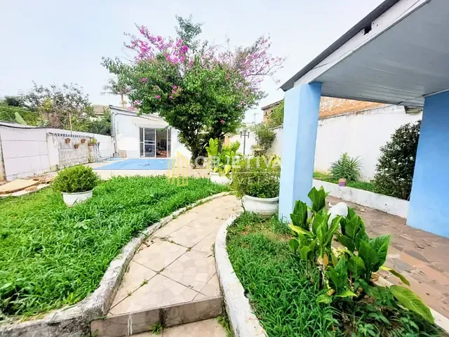 Casa 3 quartos e 1 banheiro, à venda, no bairro Nonoai em Porto Alegre