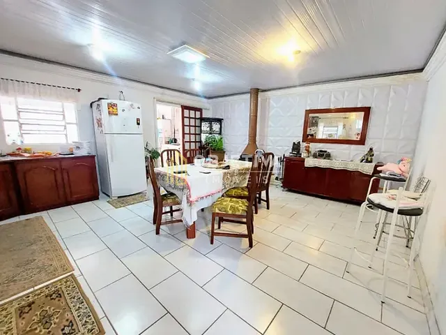 Casa 3 quartos e 1 banheiro, à venda, no bairro Nonoai em Porto Alegre