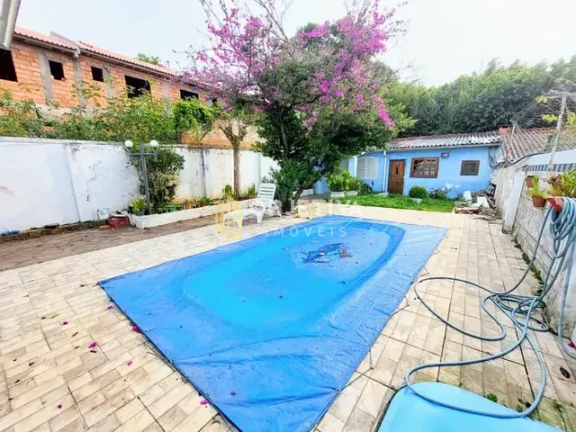 Casa 3 quartos e 1 banheiro, à venda, no bairro Nonoai em Porto Alegre
