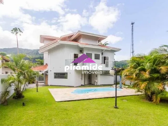 Casa com 620m² 4 quartos e 5 banheiros, à venda, no bairro Tabatinga em Caraguatatuba