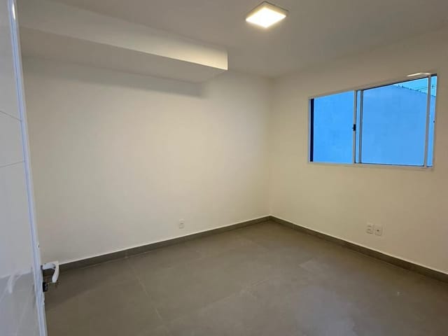 Casa com 274m², para alugar, no bairro Vila Sônia em São Paulo