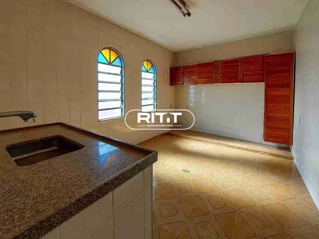 Casa com 263m² 3 quartos e 2 banheiros, à venda, no bairro Jardim Santana em Campinas