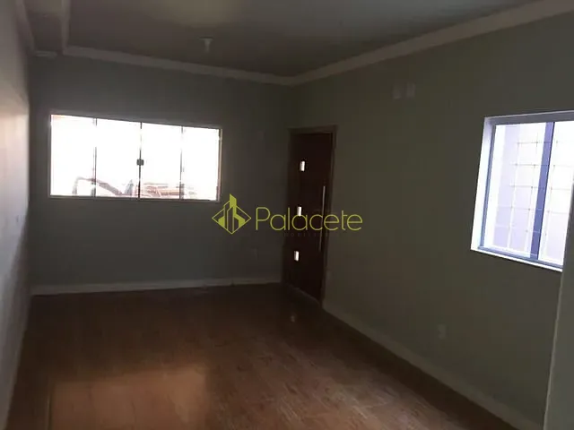 Casa com 125m² 2 quartos e 3 banheiros, à venda, no bairro Jardim Continental II em Taubaté