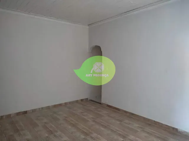 Casa com 200m² 2 quartos e 1 banheiro, para alugar, no bairro Vila Assis em Sorocaba