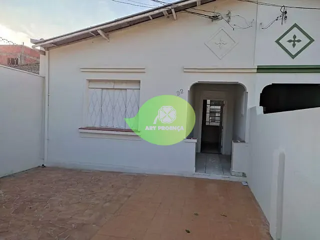 Casa com 200m² 2 quartos e 1 banheiro, para alugar, no bairro Vila Assis em Sorocaba