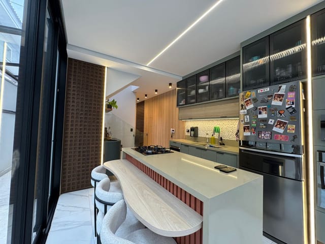Casa com 140m² 3 quartos e 3 banheiros, à venda, no bairro Bela Vista em Osasco