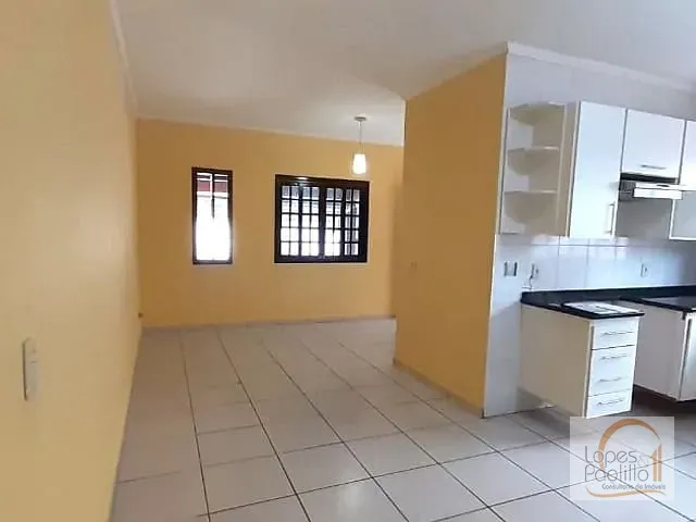 Casa com 175m² 2 quartos e 1 banheiro, à venda, no bairro Nova Cerejeira em Atibaia