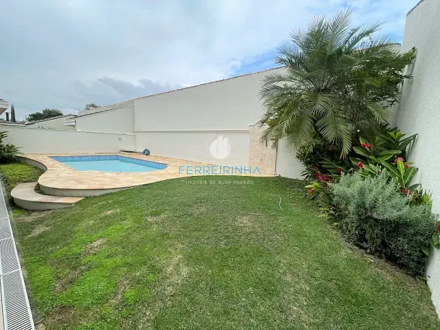 Casa com 450m² 4 quartos e 5 banheiros, para alugar, no bairro Conjunto Residencial Esplanada do Sol em São José dos Campos