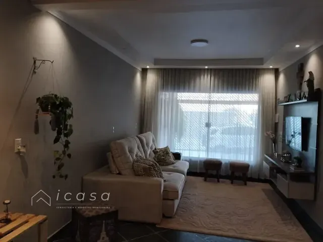 Casa com 138m² 3 quartos e 2 banheiros, à venda, no bairro Jardim Nova Flórida em São José dos Campos