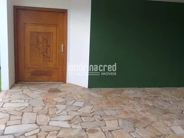 Casa com 804m² 7 quartos e 3 banheiros, à venda, no bairro Jardim Caviúna em Rolândia