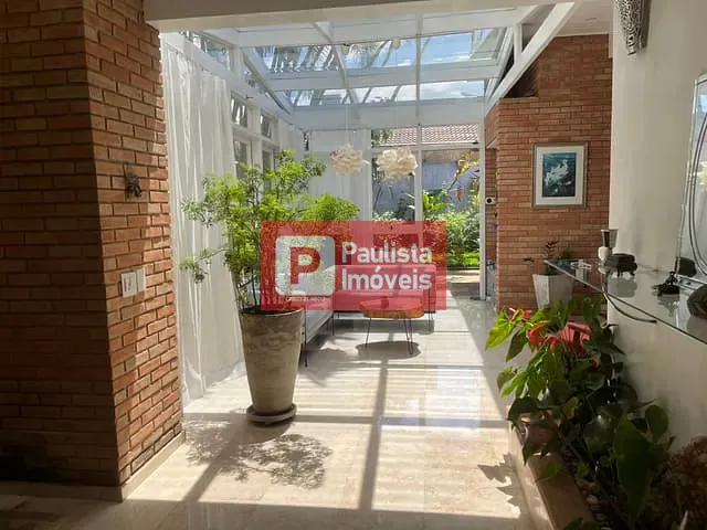 Casa com 890m² 6 quartos e 6 banheiros, à venda, no bairro Campo Belo em São Paulo