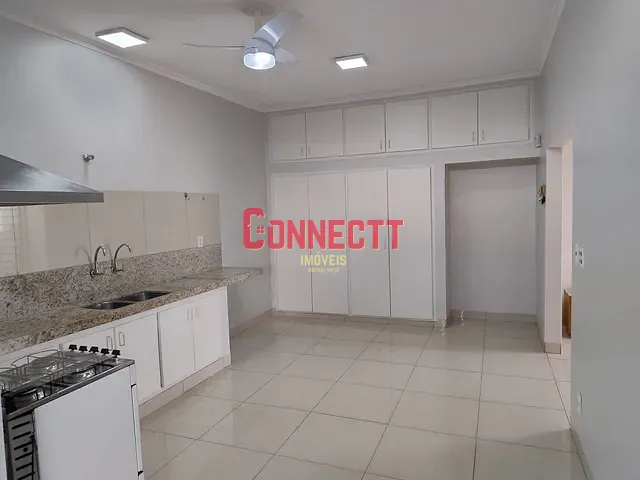 Casa com 235m² 3 quartos e 2 banheiros, à venda, no bairro Campos Elíseos em Ribeirão Preto