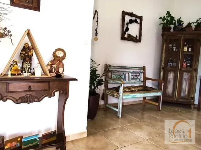 Casa com 277m² 3 quartos e 3 banheiros, à venda, no bairro Jardim Maristela em Atibaia