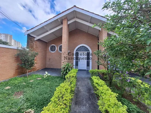 Casa com 390m² 3 quartos e 3 banheiros, à venda, no bairro Jardim Siesta em Jacareí