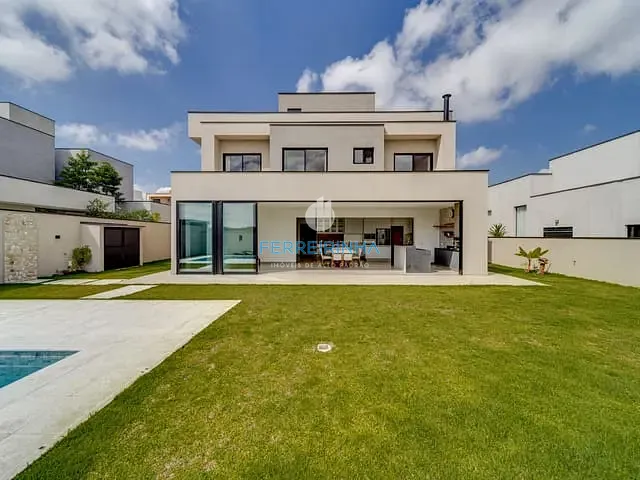 Casa com 600m² 5 quartos e 5 banheiros, à venda, no bairro São José dos Campos em São José dos Campos