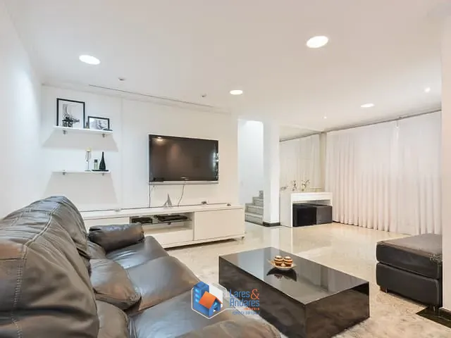 Casa com 200m² 3 quartos e 3 banheiros, à venda, no bairro Ipiranga em São Paulo