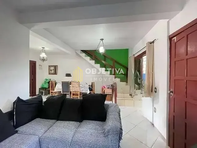 Casa 3 quartos e 2 banheiros, à venda, no bairro Sarandi em Porto Alegre