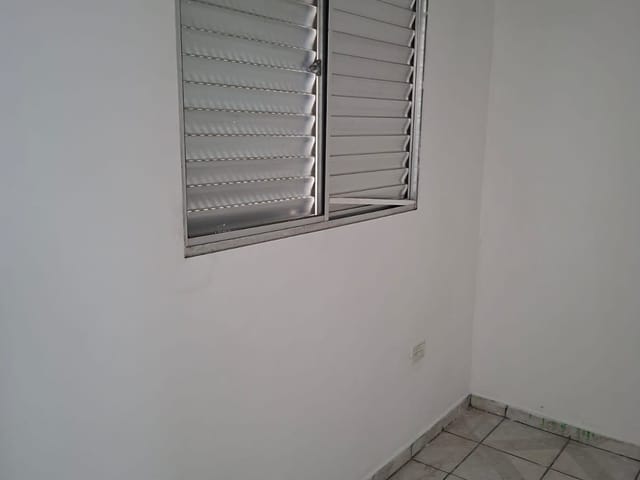 Casa com 50m² 1 quarto e 1 banheiro, para alugar, no bairro Conjunto Promorar Raposo Tavares em São Paulo