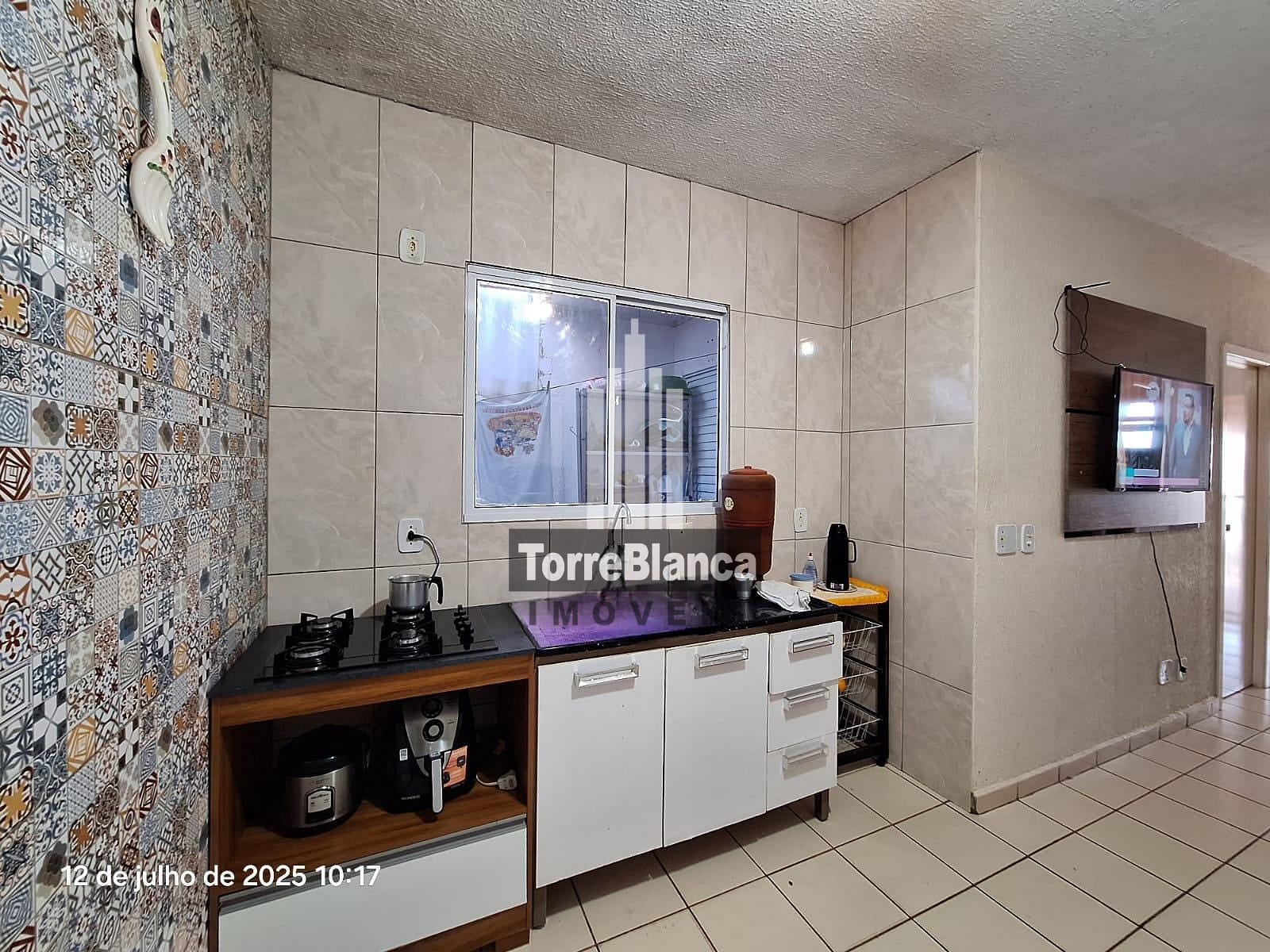 Casa à venda com 3 quartos, 70m² - Foto 7