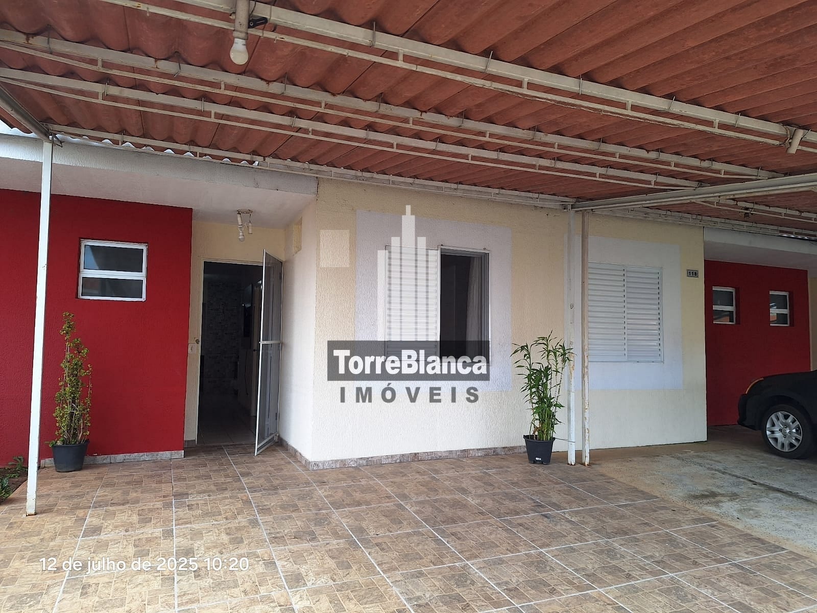 Casa à venda com 3 quartos, 70m² - Foto 3