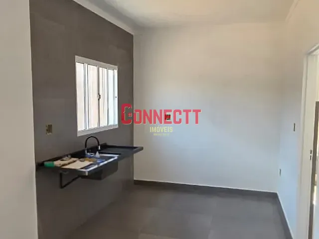 Casa com 150m² 3 quartos e 1 banheiro, à venda, no bairro Parque das Gaivotas em Ribeirão Preto