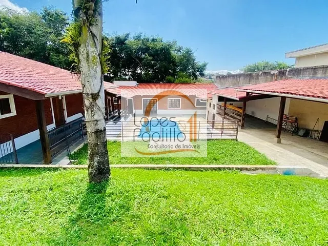 Casa com 800m² 3 quartos e 5 banheiros, à venda, no bairro Jardim Residencial Santa Luiza em Atibaia