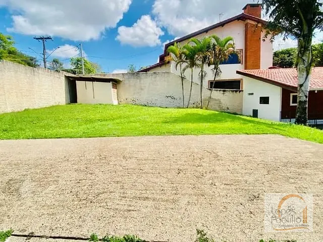Casa com 800m² 3 quartos e 5 banheiros, à venda, no bairro Jardim Residencial Santa Luiza em Atibaia