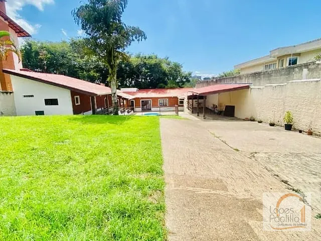 Casa com 800m² 3 quartos e 5 banheiros, à venda, no bairro Jardim Residencial Santa Luiza em Atibaia