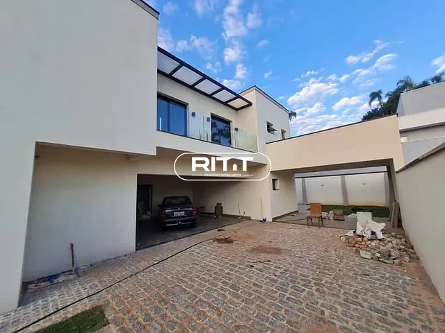 Casa com 721m² 4 quartos e 6 banheiros, à venda, no bairro Dois Córregos em Valinhos