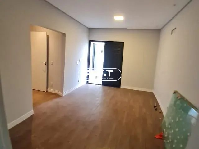 Casa com 721m² 4 quartos e 6 banheiros, à venda, no bairro Dois Córregos em Valinhos