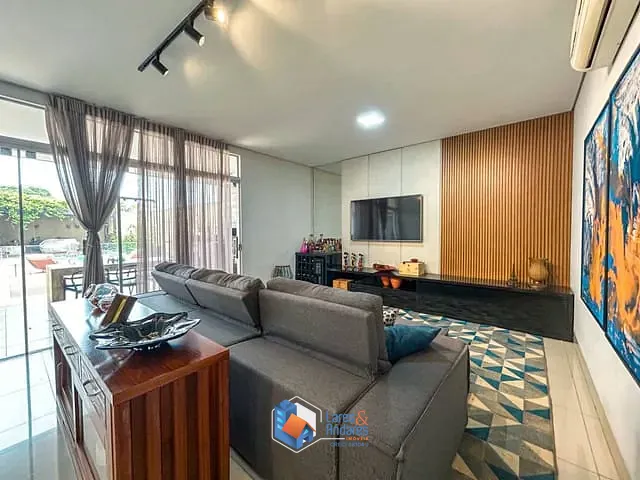 Casa com 432m² 2 quartos e 4 banheiros, à venda, no bairro Jardim Santa Marta em Rondonópolis