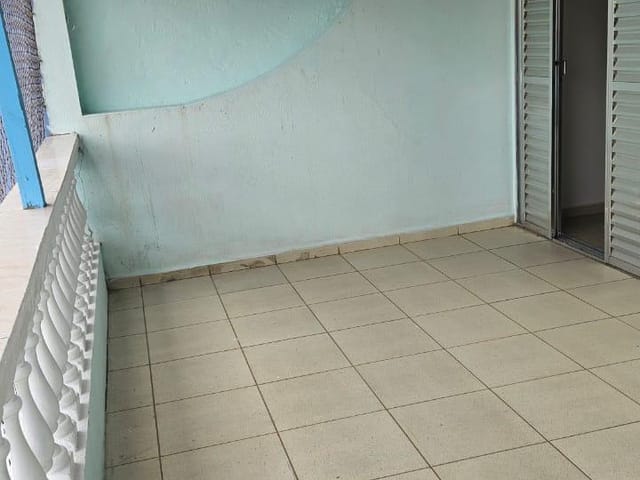 Casa com 225m² 4 quartos e 3 banheiros, à venda, no bairro Padroeira em Osasco
