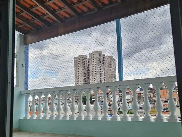 Casa com 225m² 4 quartos e 3 banheiros, à venda, no bairro Padroeira em Osasco