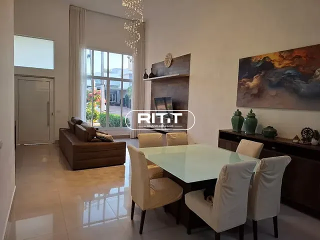 Casa com 300m² 3 quartos e 2 banheiros, à venda, no bairro Parque Brasil 500 em Paulínia